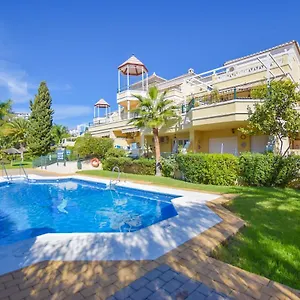 Refurbished 2-bed Burriana Beach. Apartment Nerja