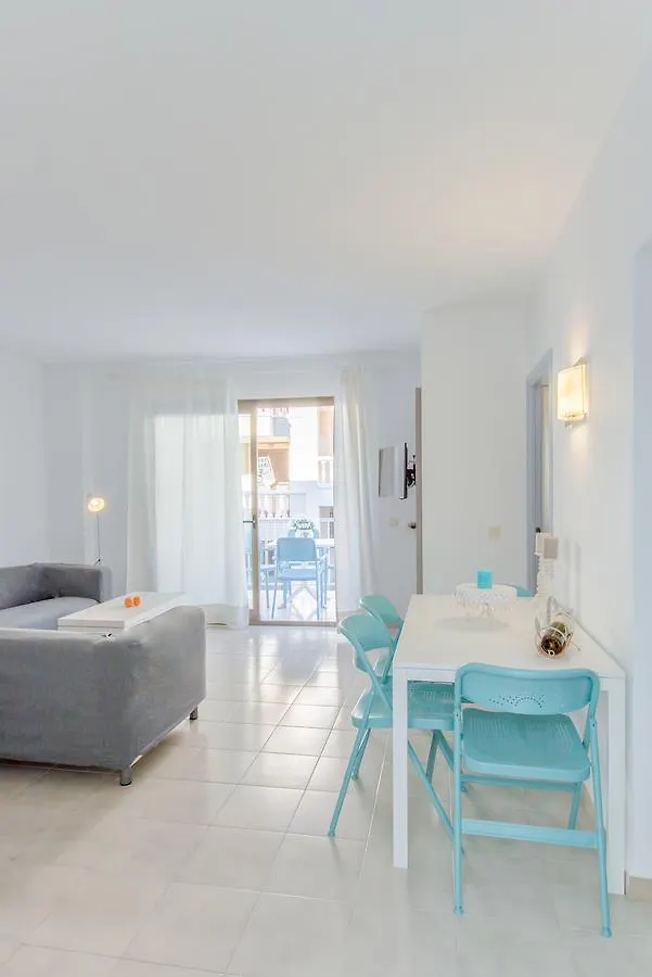 Apartamentos Lago コロニア・サン・ジョルディ 0*,  スペイン